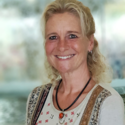 Claudia Bethlehem